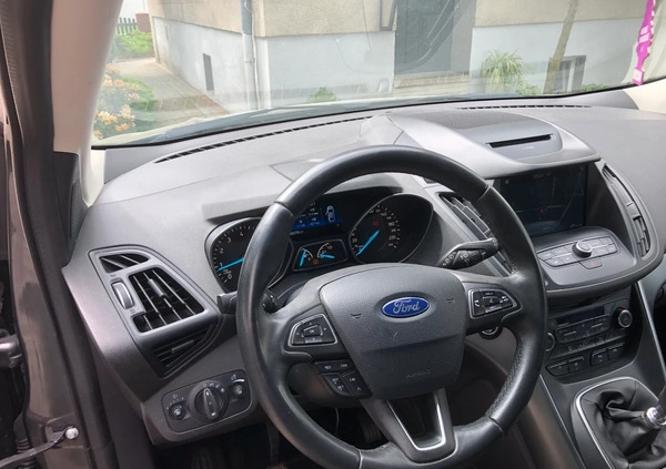 Ford Kuga cena 59900 przebieg: 85000, rok produkcji 2019 z Miłosław małe 232